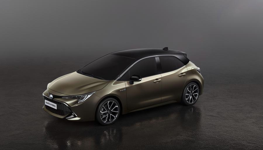  Toyota Auris Hybrid 2018 года  (WW) (фото 2 из 9)